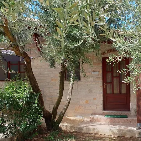 Apartman Karmen *